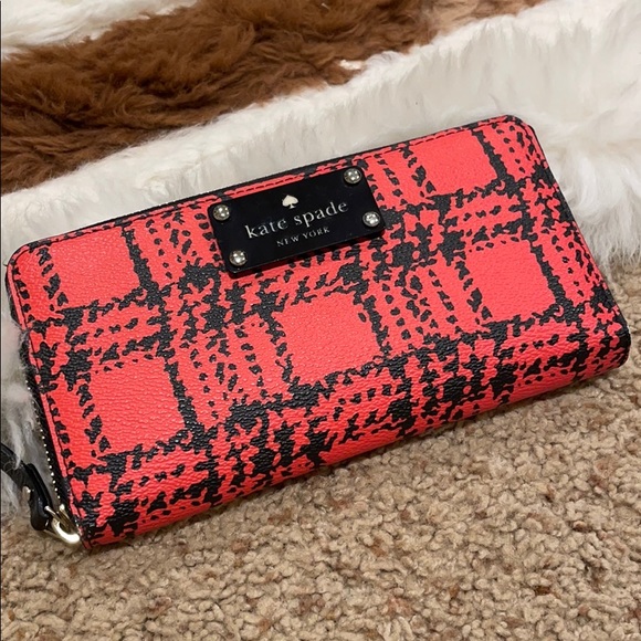 Kate Spade Leather Wallet - Picture 1 of 12
